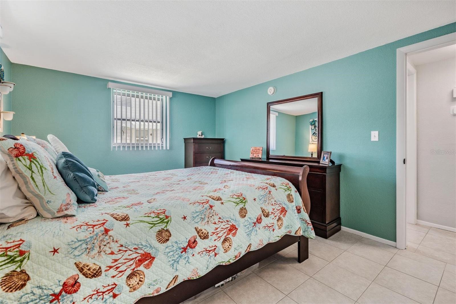 Image 16 of 34 For 9330 Saint Regis Lane