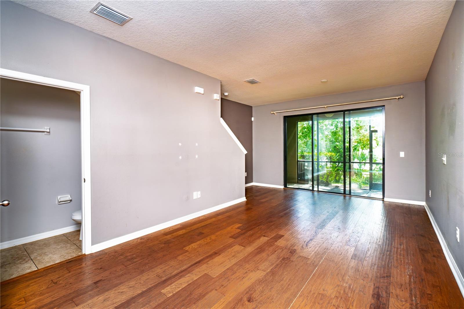 Image 10 of 34 For 11816 13th Way N