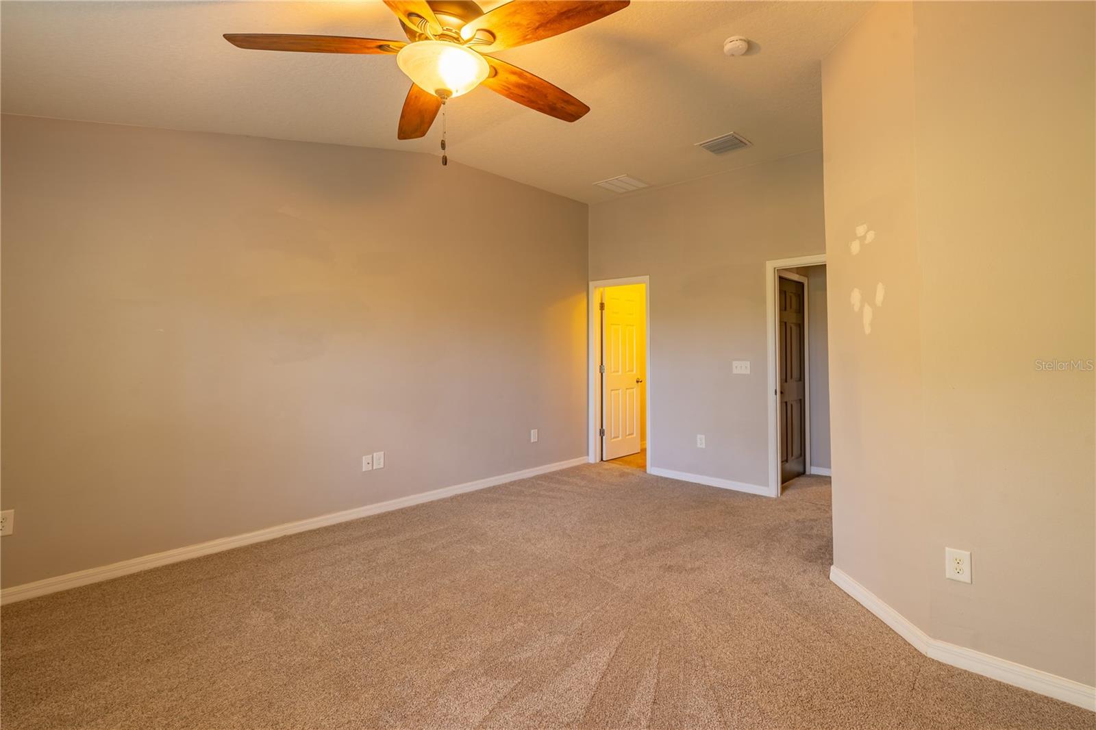 Image 20 of 34 For 11816 13th Way N