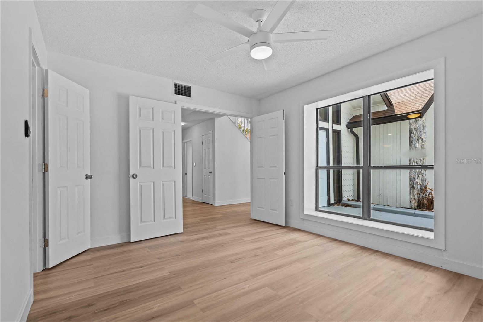 Image 14 of 60 For 10296 Horizon Drive