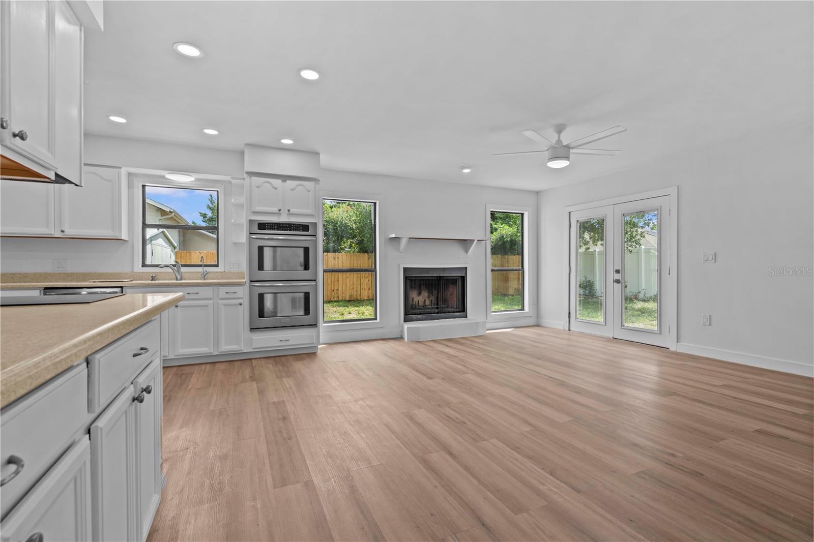 Image 18 of 60 For 10296 Horizon Drive