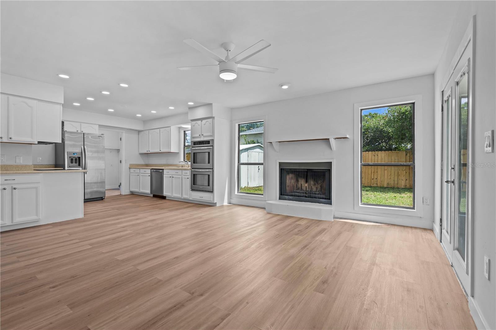 Image 19 of 60 For 10296 Horizon Drive