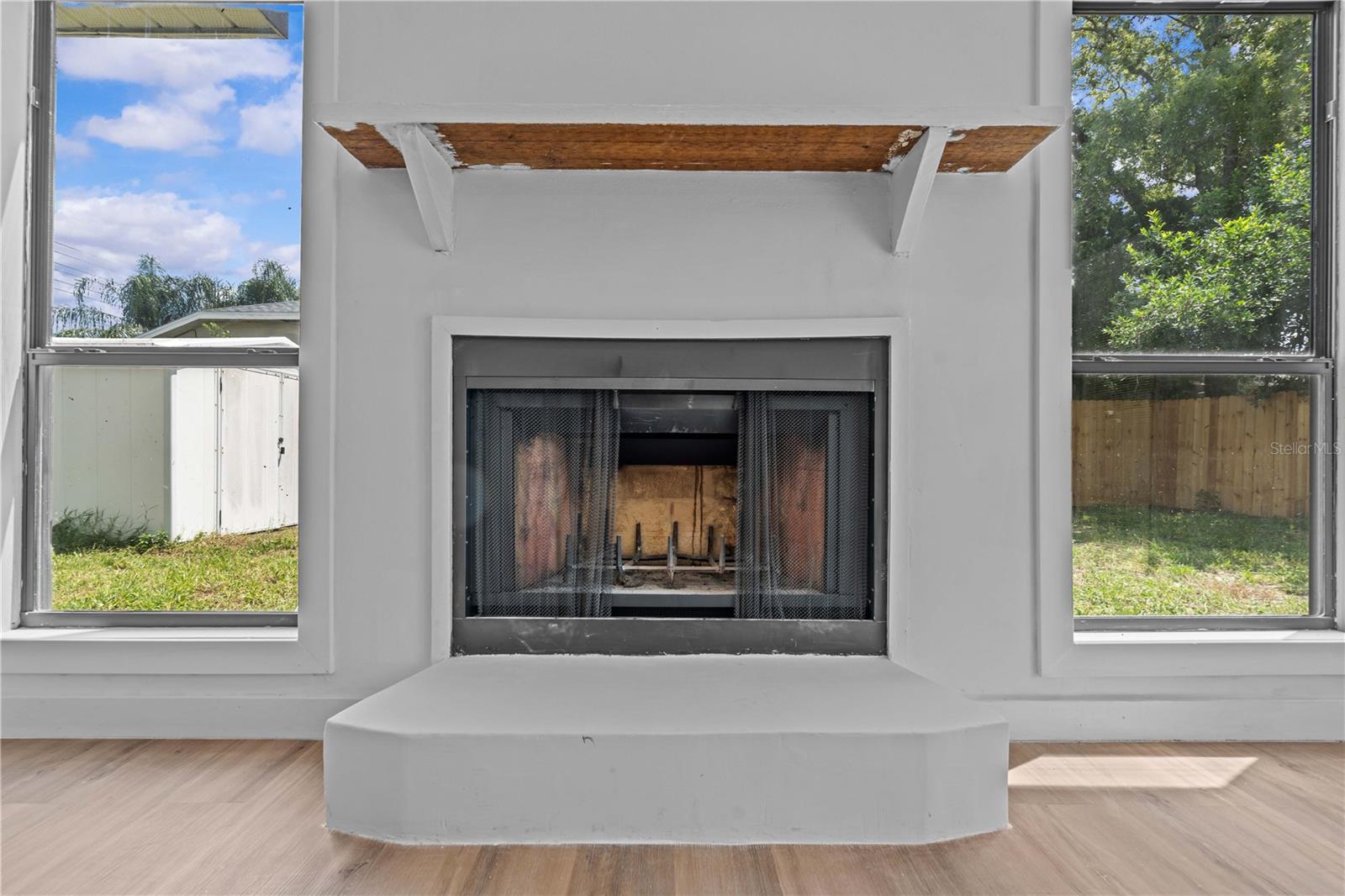 Image 21 of 60 For 10296 Horizon Drive