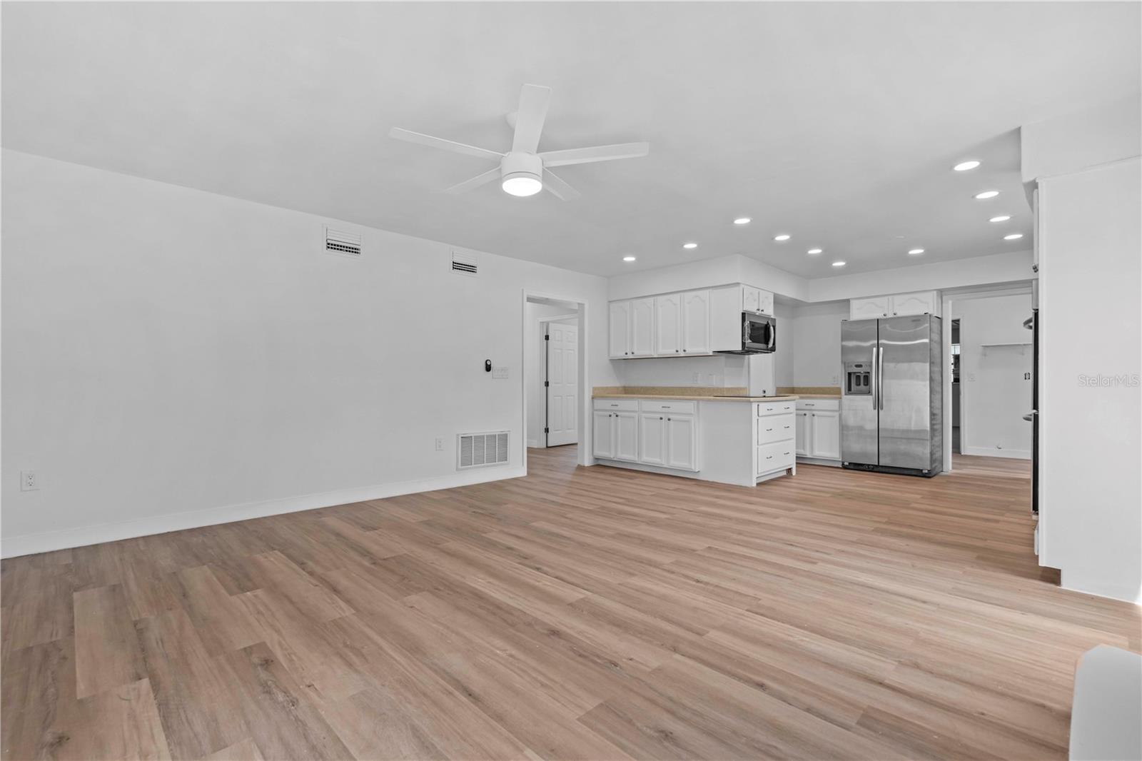 Image 22 of 60 For 10296 Horizon Drive