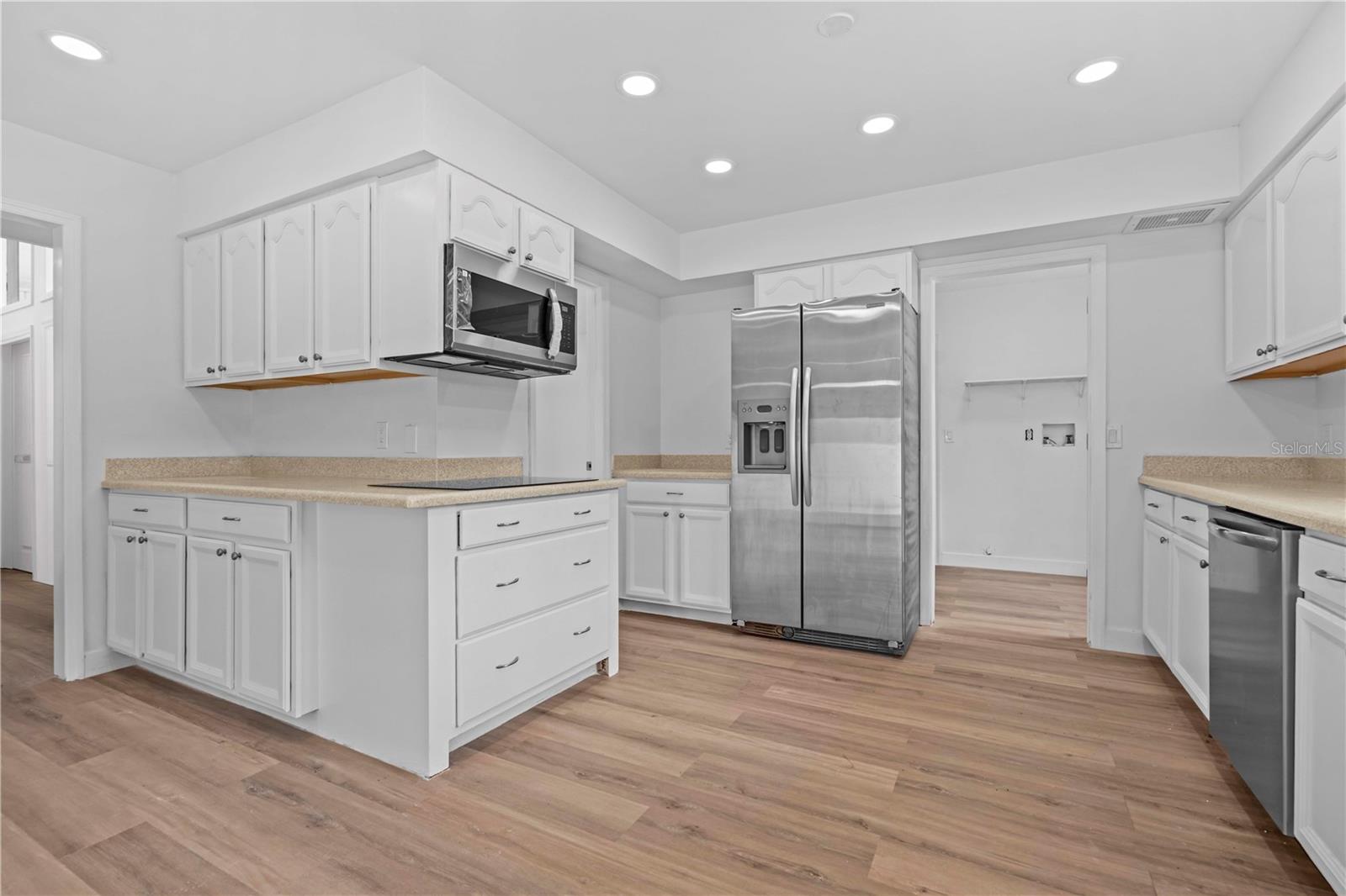 Image 24 of 60 For 10296 Horizon Drive