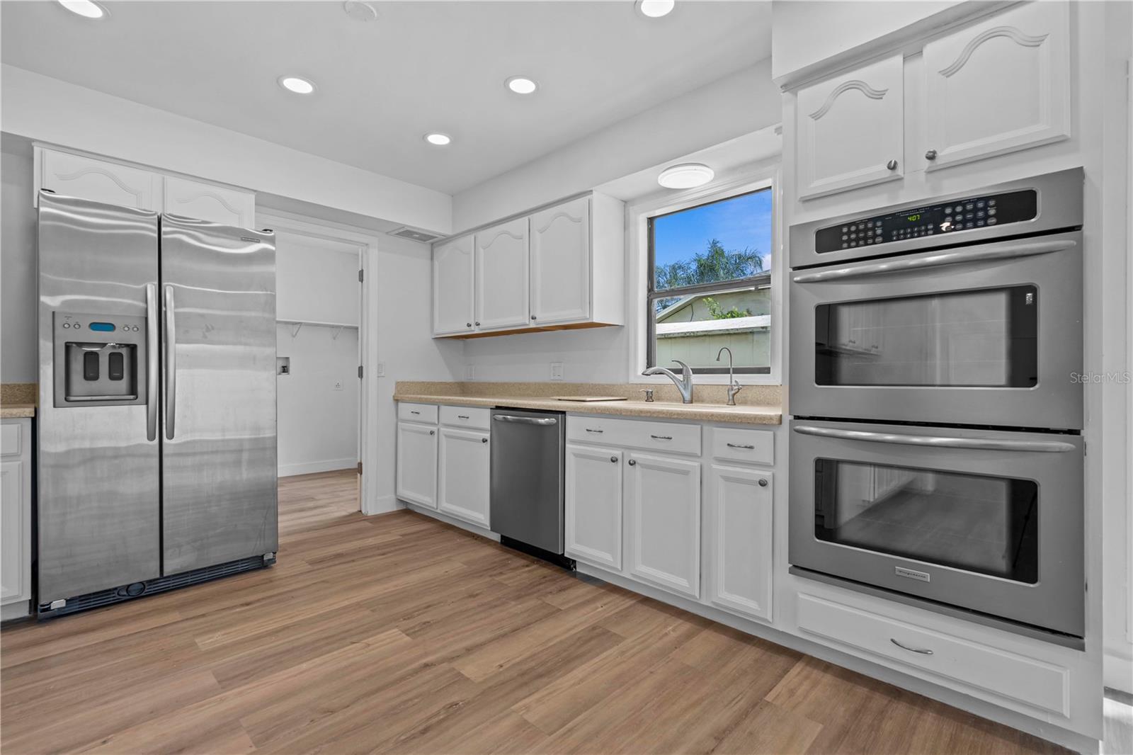 Image 25 of 60 For 10296 Horizon Drive