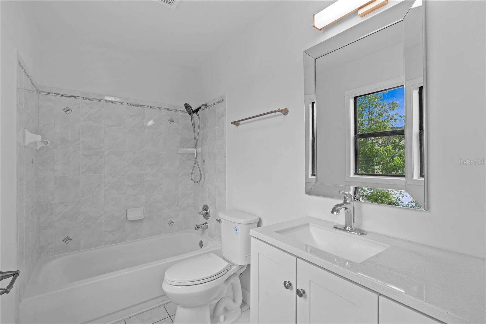 Image 35 of 60 For 10296 Horizon Drive