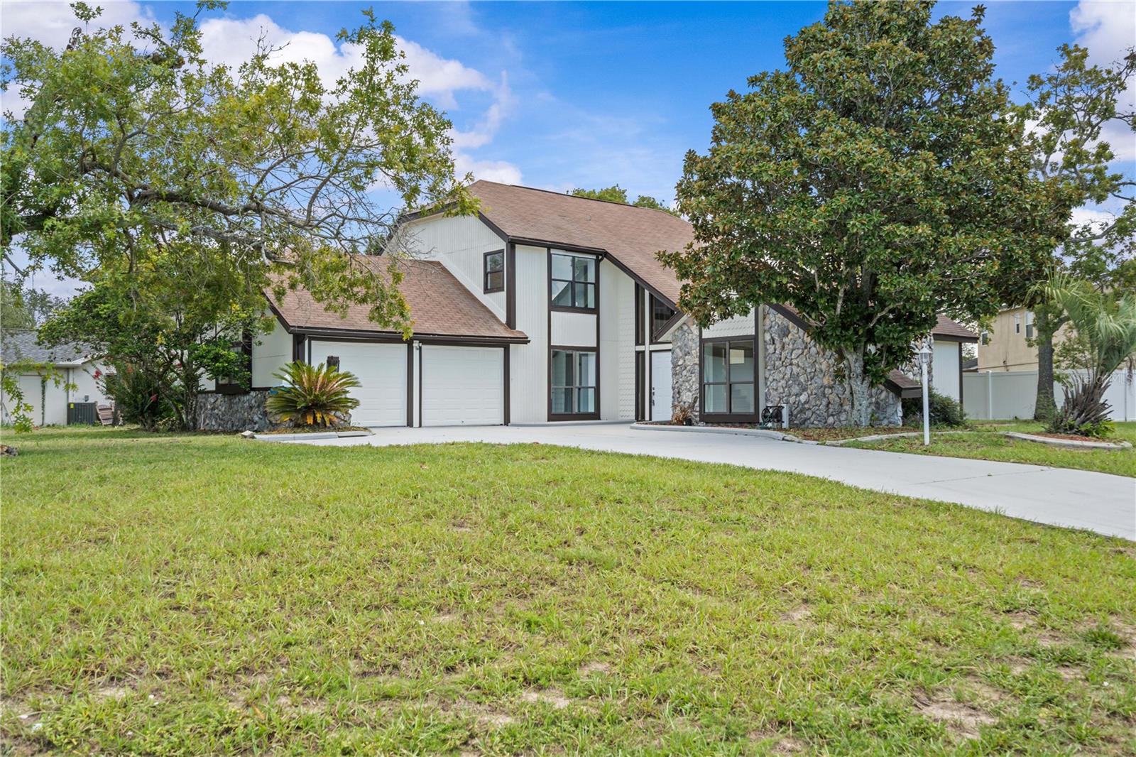 Image 4 of 60 For 10296 Horizon Drive