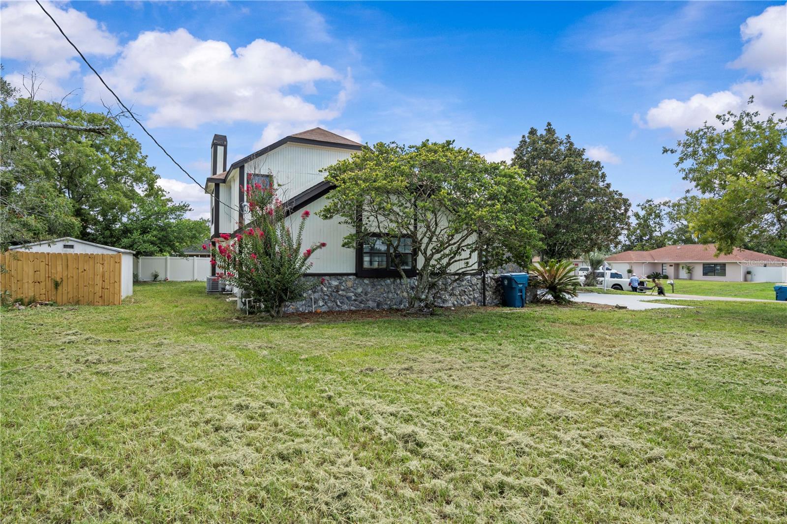 Image 5 of 60 For 10296 Horizon Drive