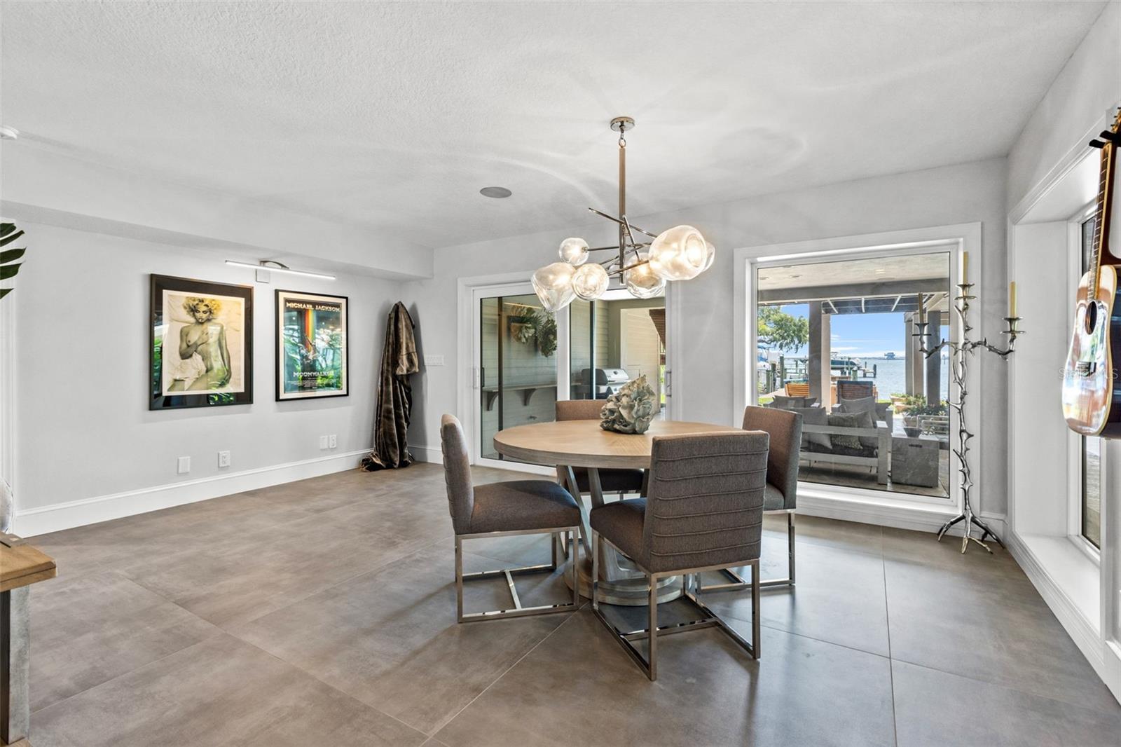 Image 34 of 68 For 1365 Brightwaters Boulevard Ne