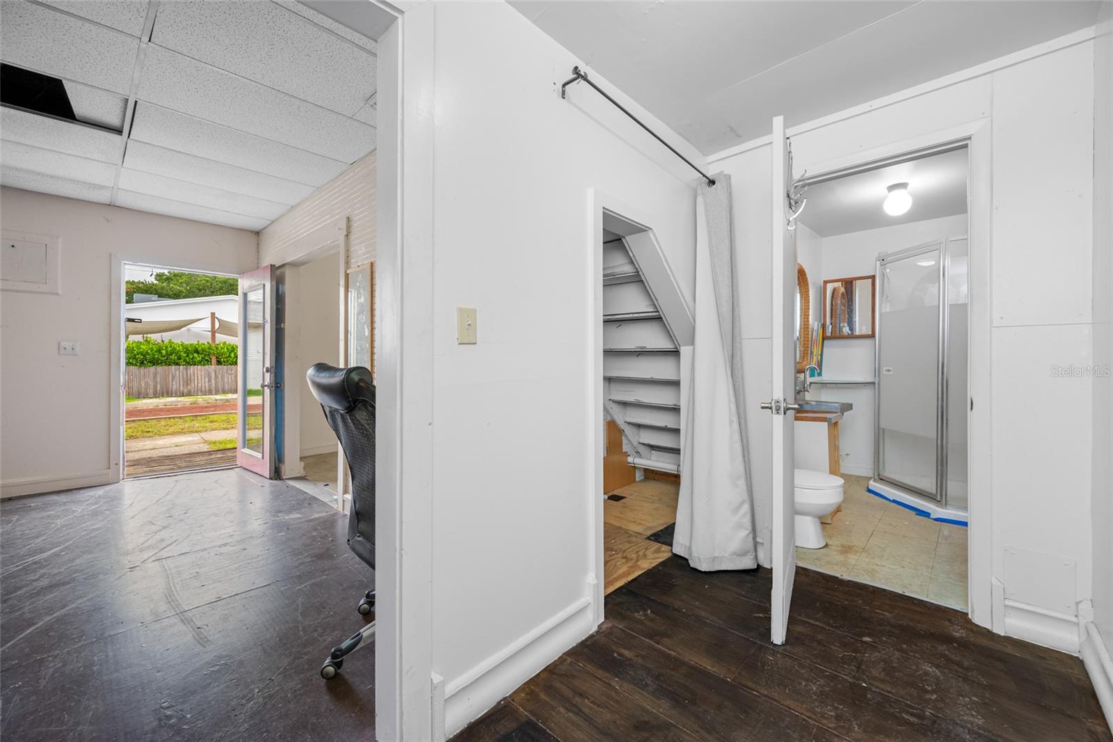 Image 11 of 21 For 23 Ada Street