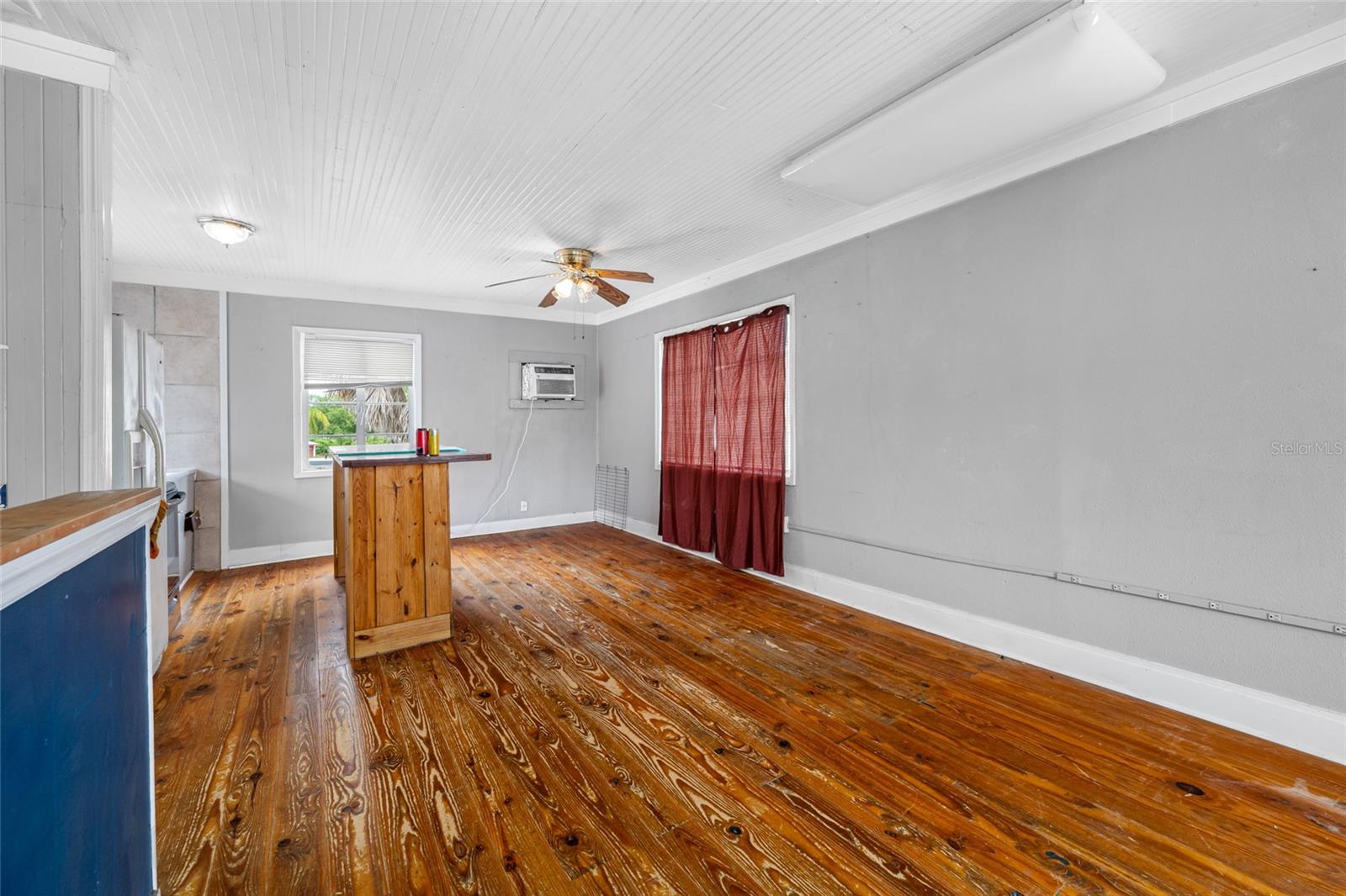 Image 15 of 21 For 23 Ada Street