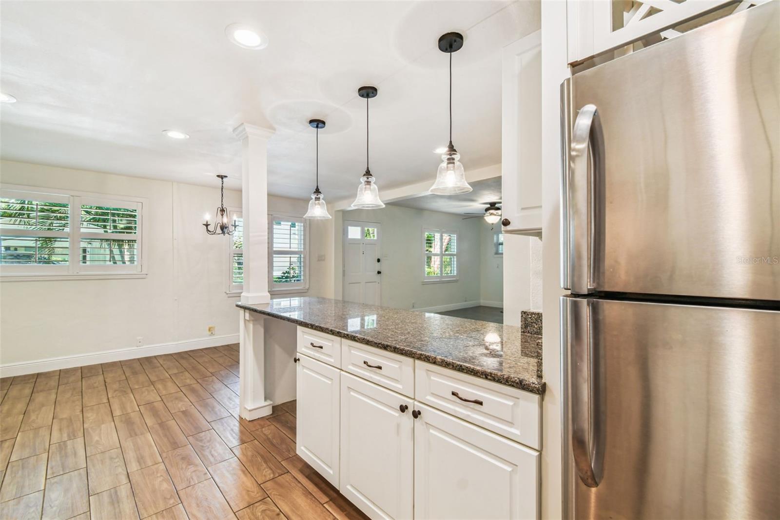 Image 10 of 26 For 3215 Villa Rosa Street