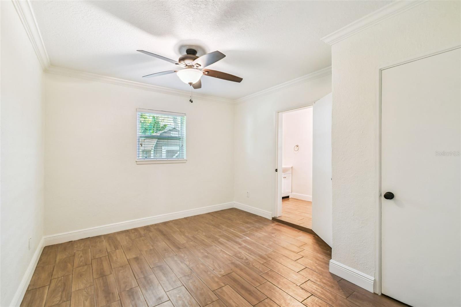 Image 20 of 26 For 3215 Villa Rosa Street