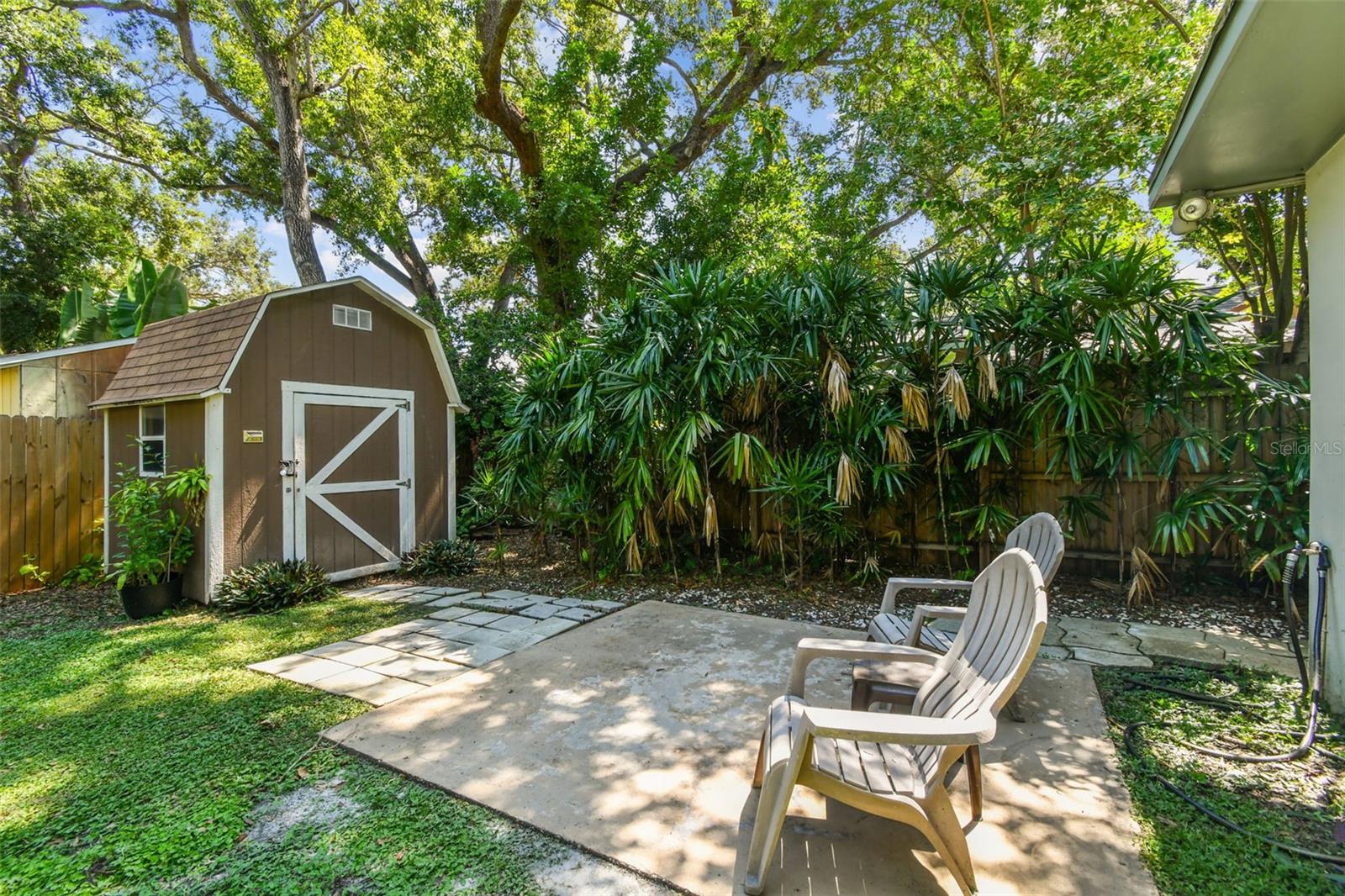 Image 23 of 26 For 3215 Villa Rosa Street