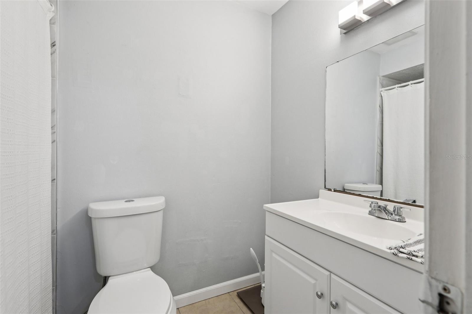 Image 17 of 29 For 9456 Forest Hills Circle
