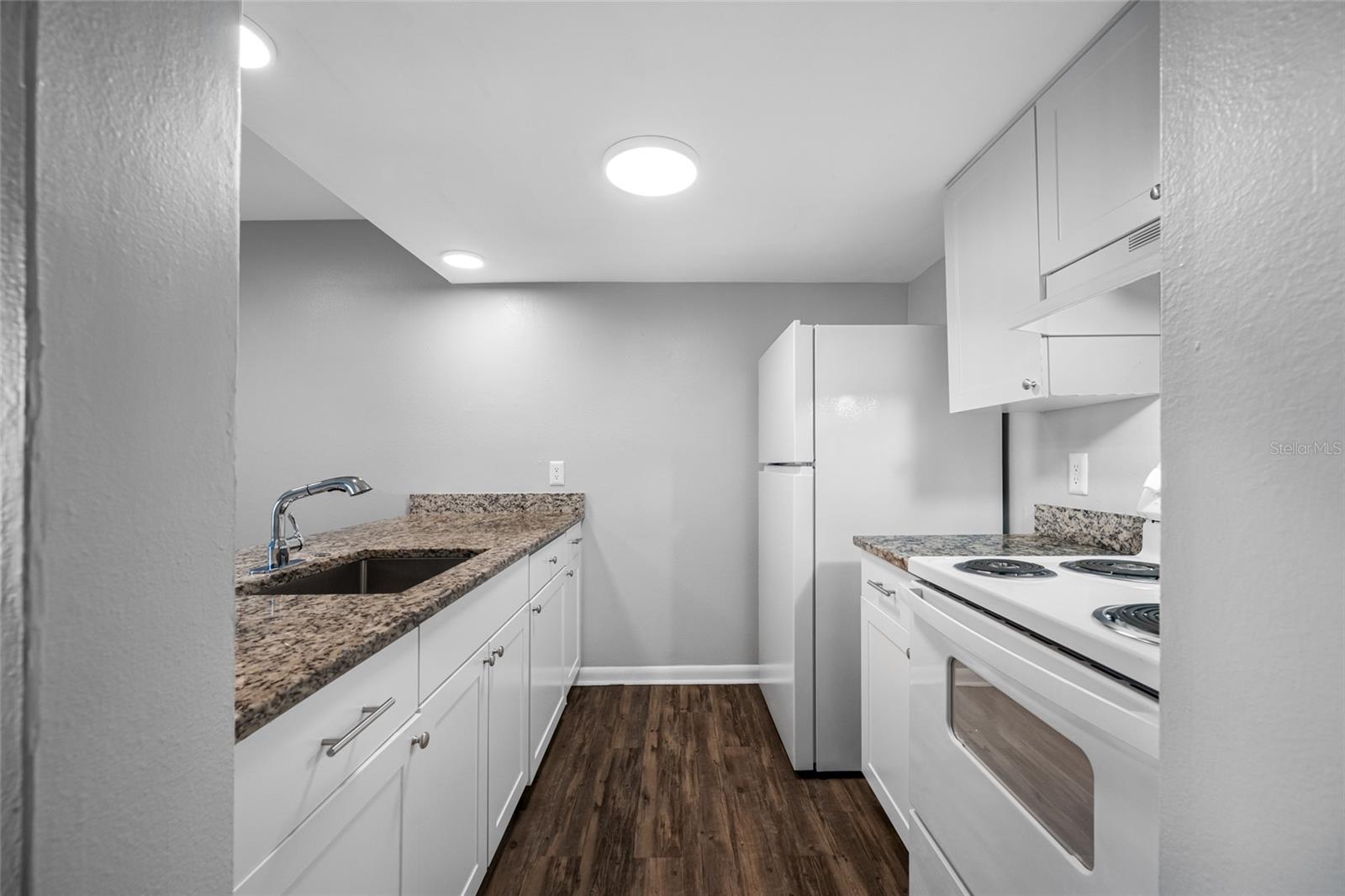 Image 10 of 26 For 5902 122nd Avenue 106