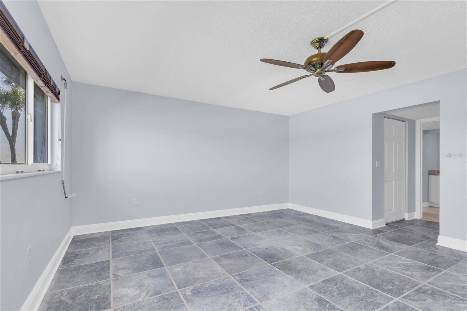 Image 20 of 41 For 280 126th Avenue 103
