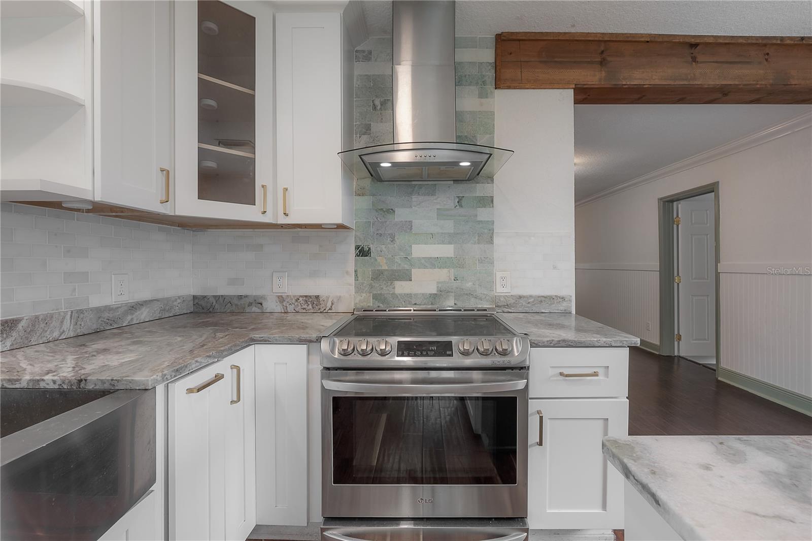 Image 12 of 22 For 3905 Lynn Avenue