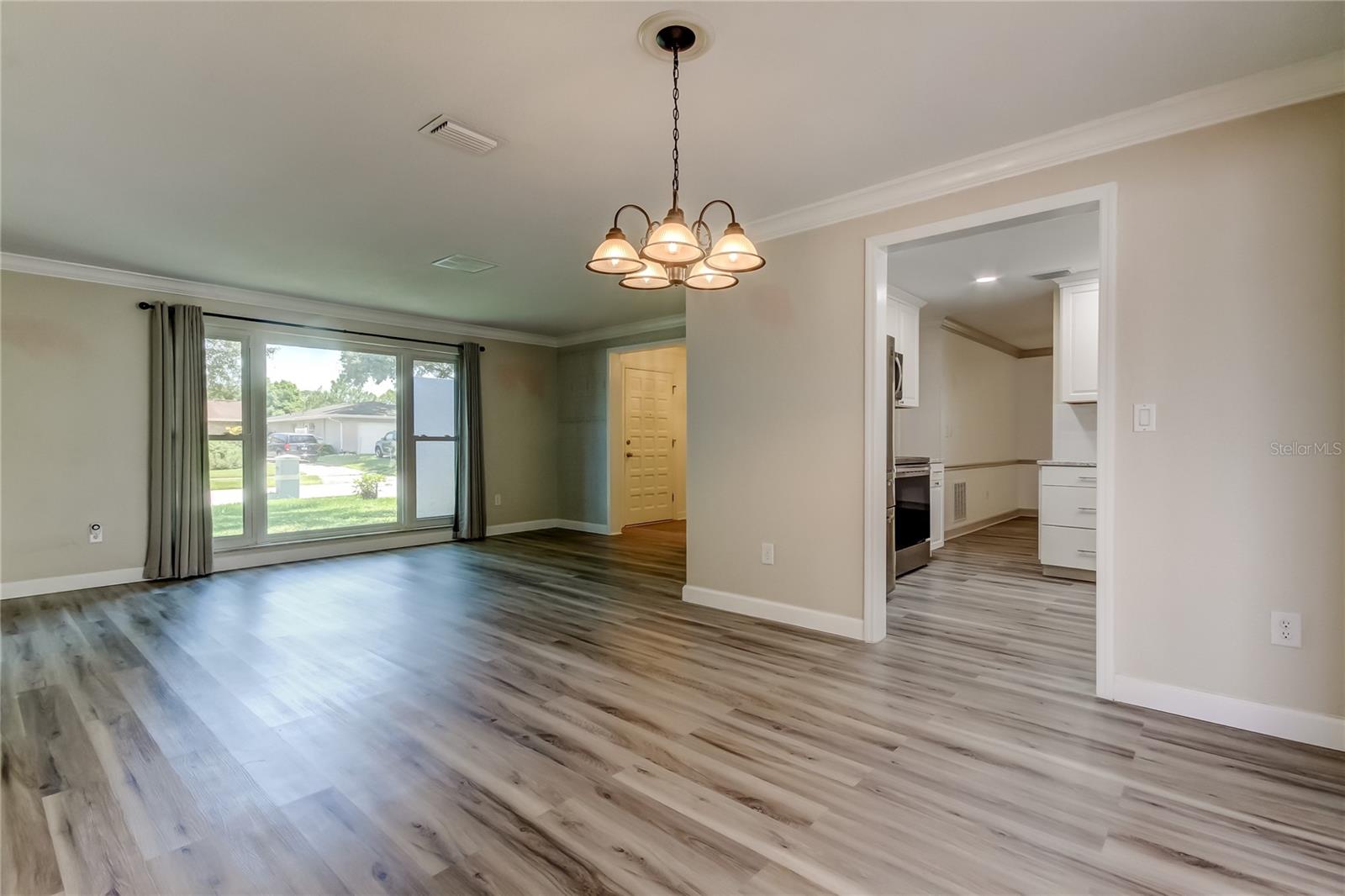 Image 10 of 48 For 1688 Eden Court