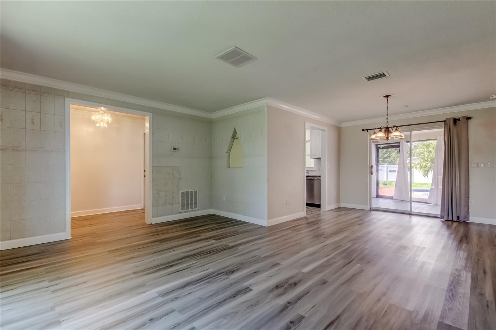 Image 13 of 48 For 1688 Eden Court
