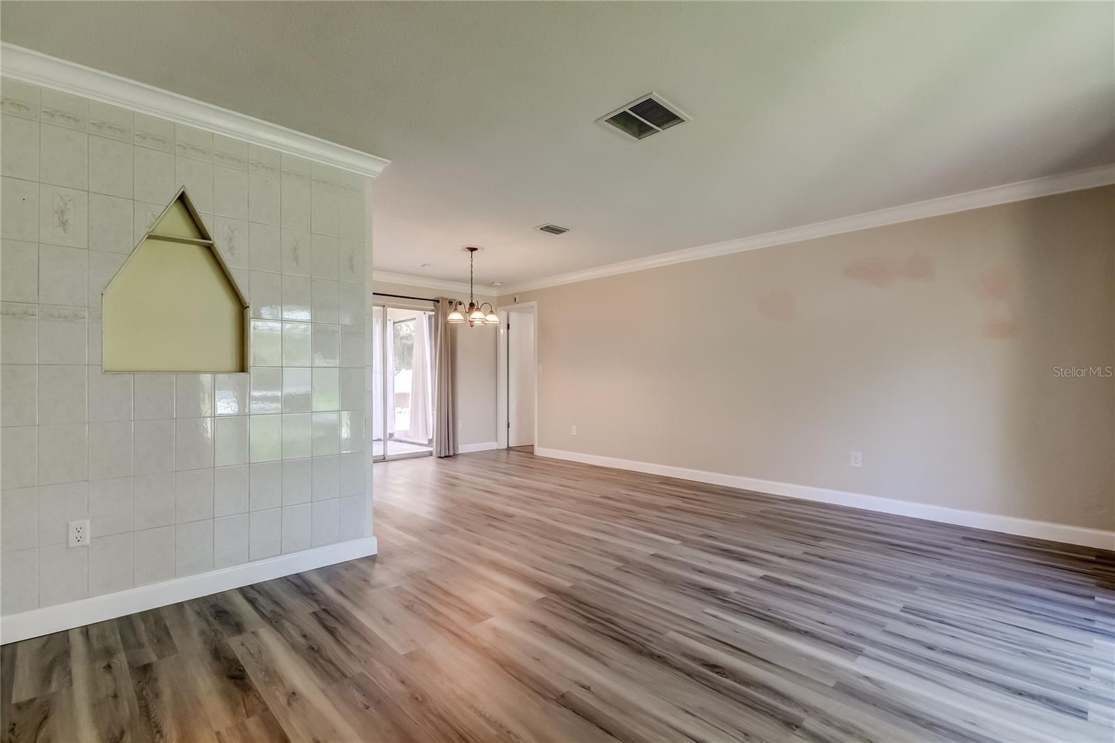 Image 14 of 48 For 1688 Eden Court