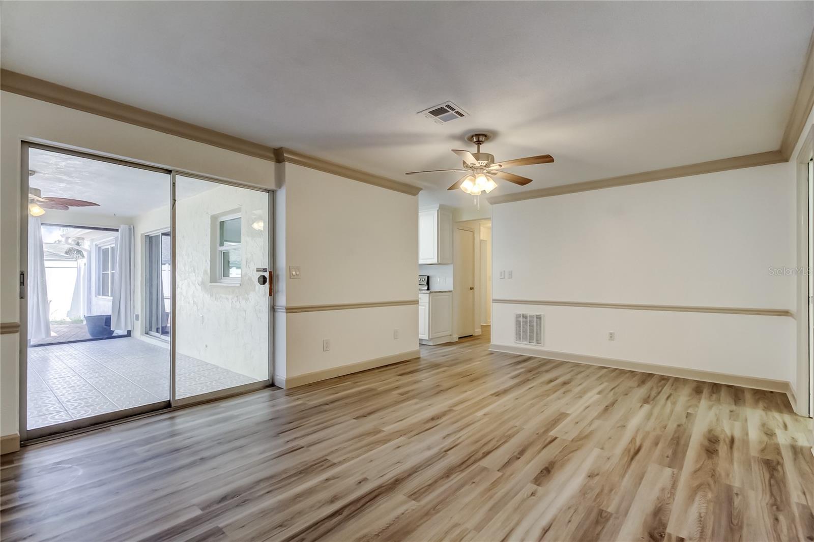 Image 15 of 48 For 1688 Eden Court