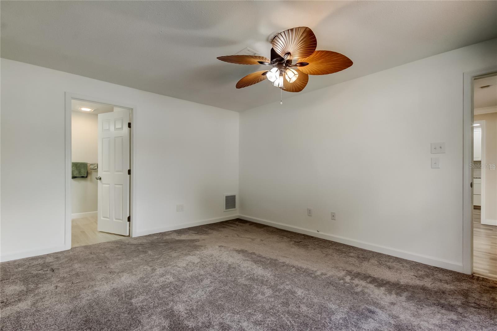 Image 19 of 48 For 1688 Eden Court