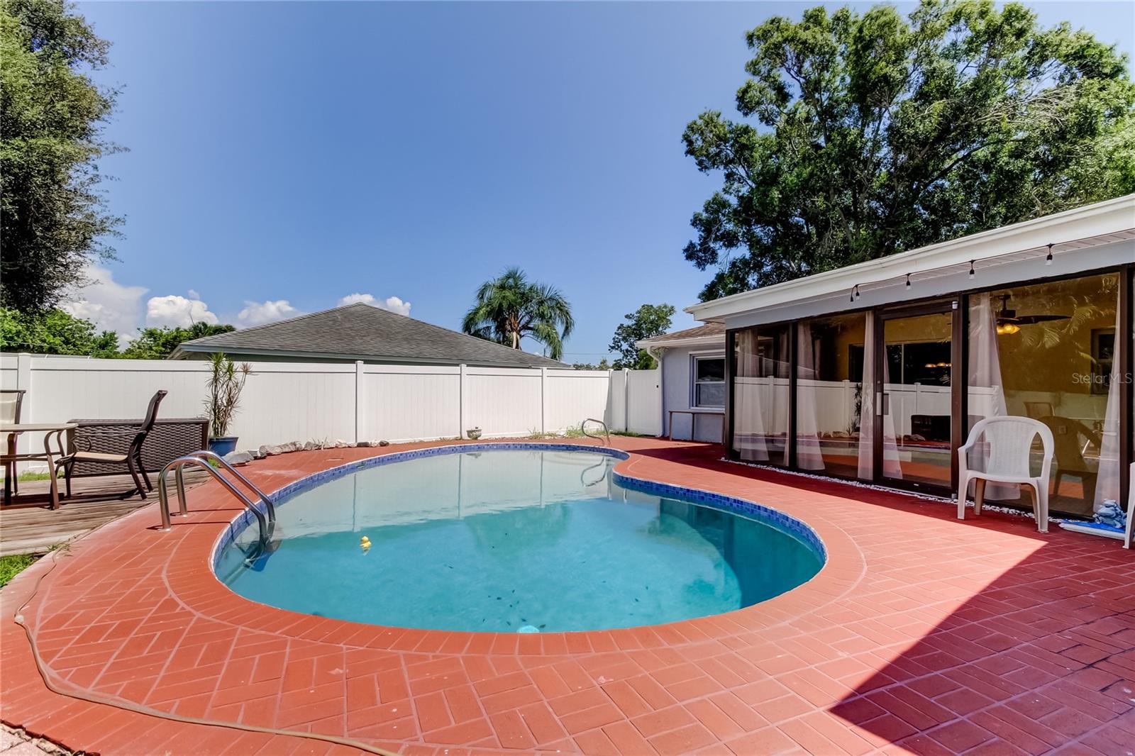 Image 41 of 48 For 1688 Eden Court