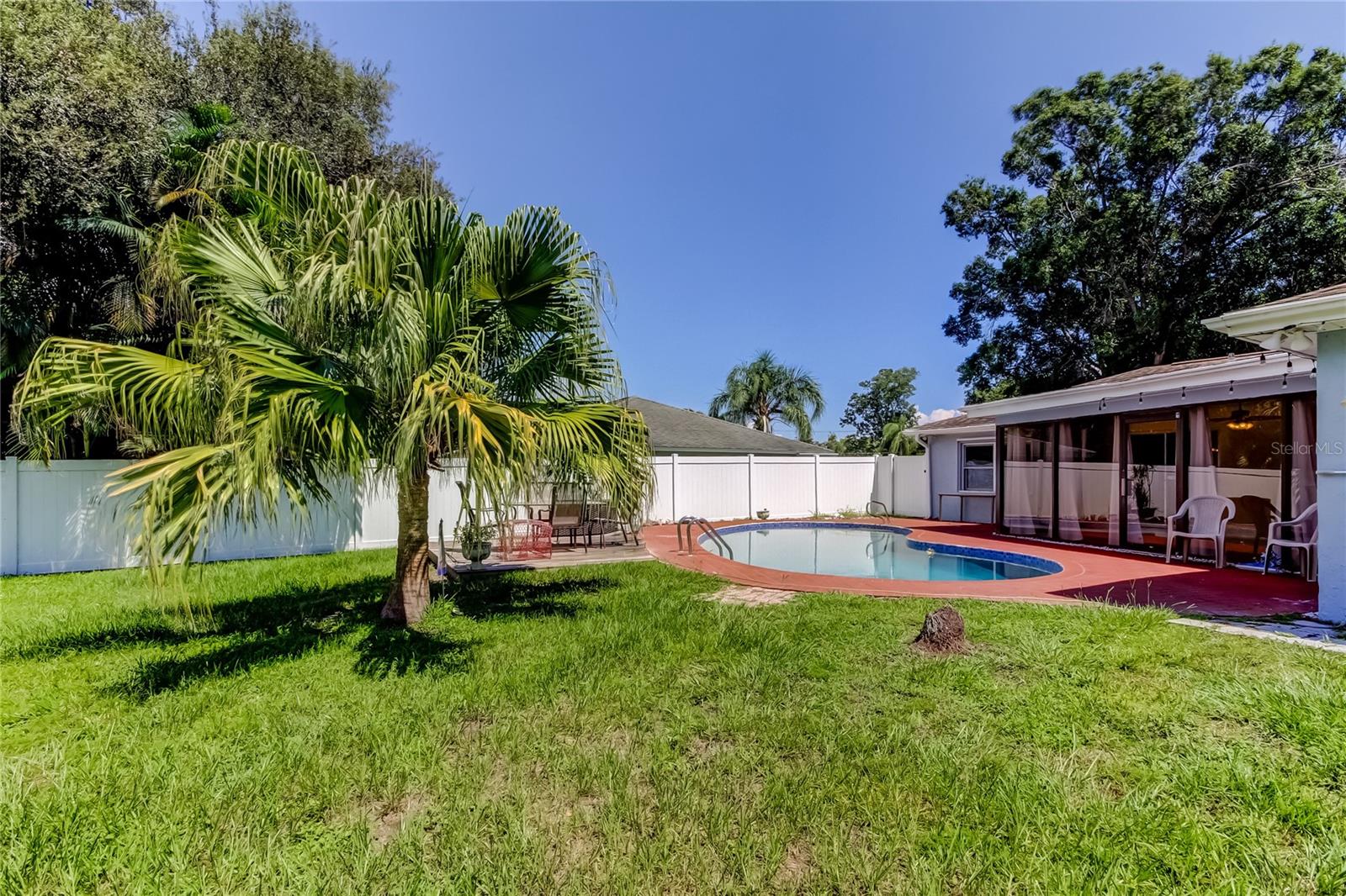 Image 46 of 48 For 1688 Eden Court
