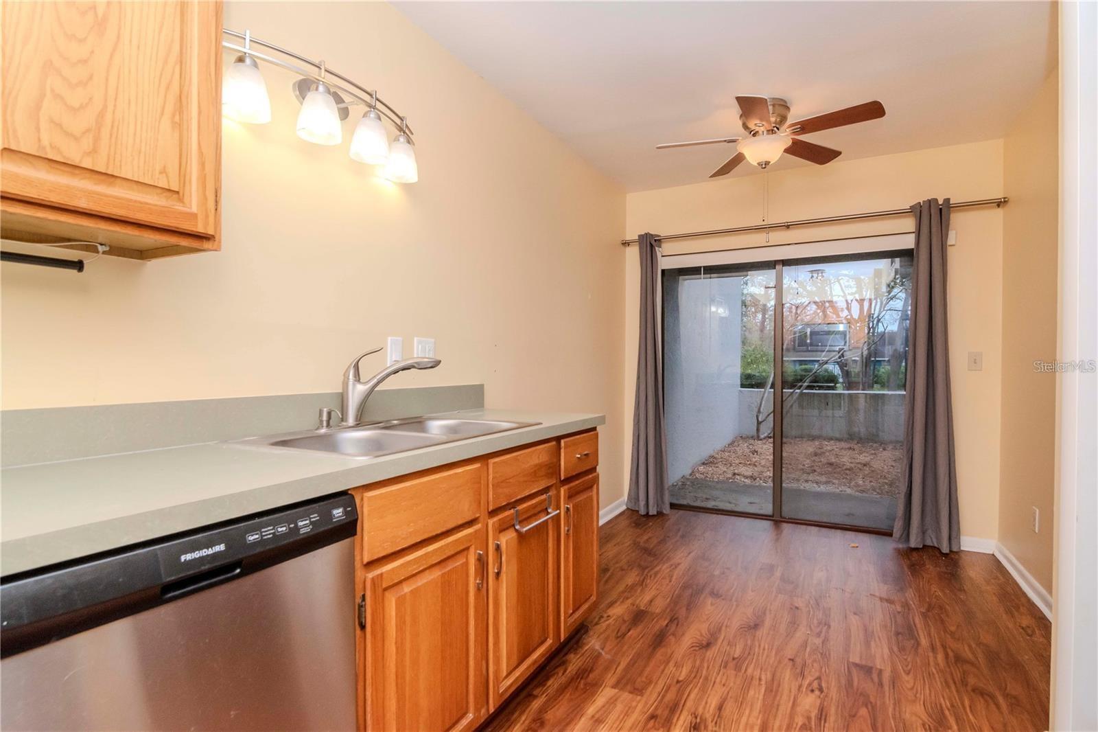 Image 10 of 24 For 8737 Bardmoor Place 101