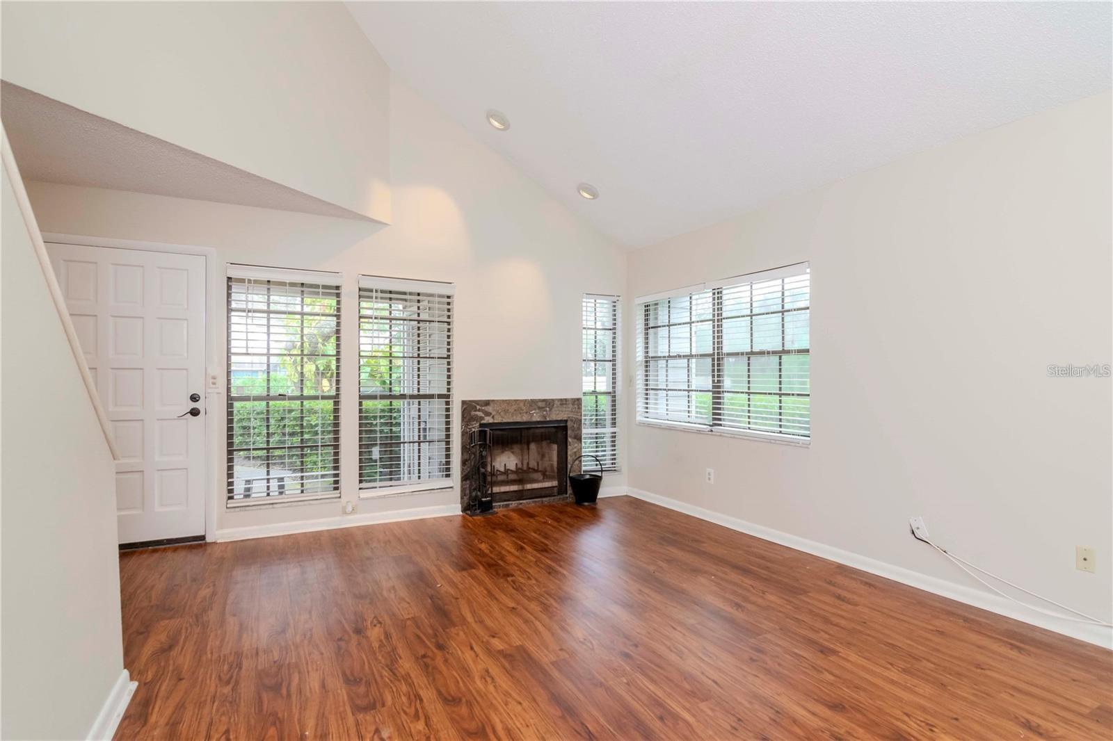 Image 4 of 24 For 8737 Bardmoor Place 101