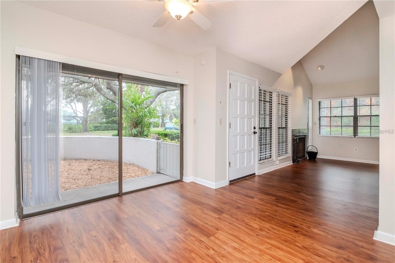 Image 6 of 24 For 8737 Bardmoor Place 101