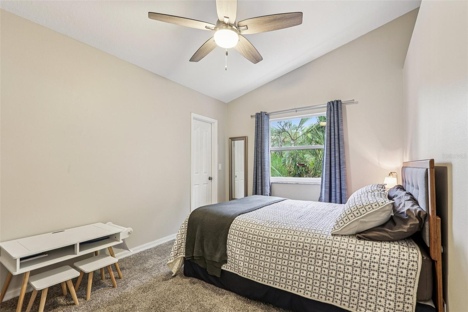 Listing photo id 37 for 9212 River Cove Drive