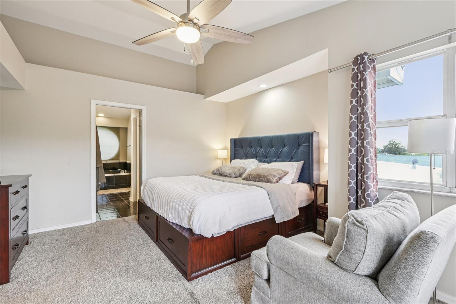 Listing photo id 43 for 9212 River Cove Drive