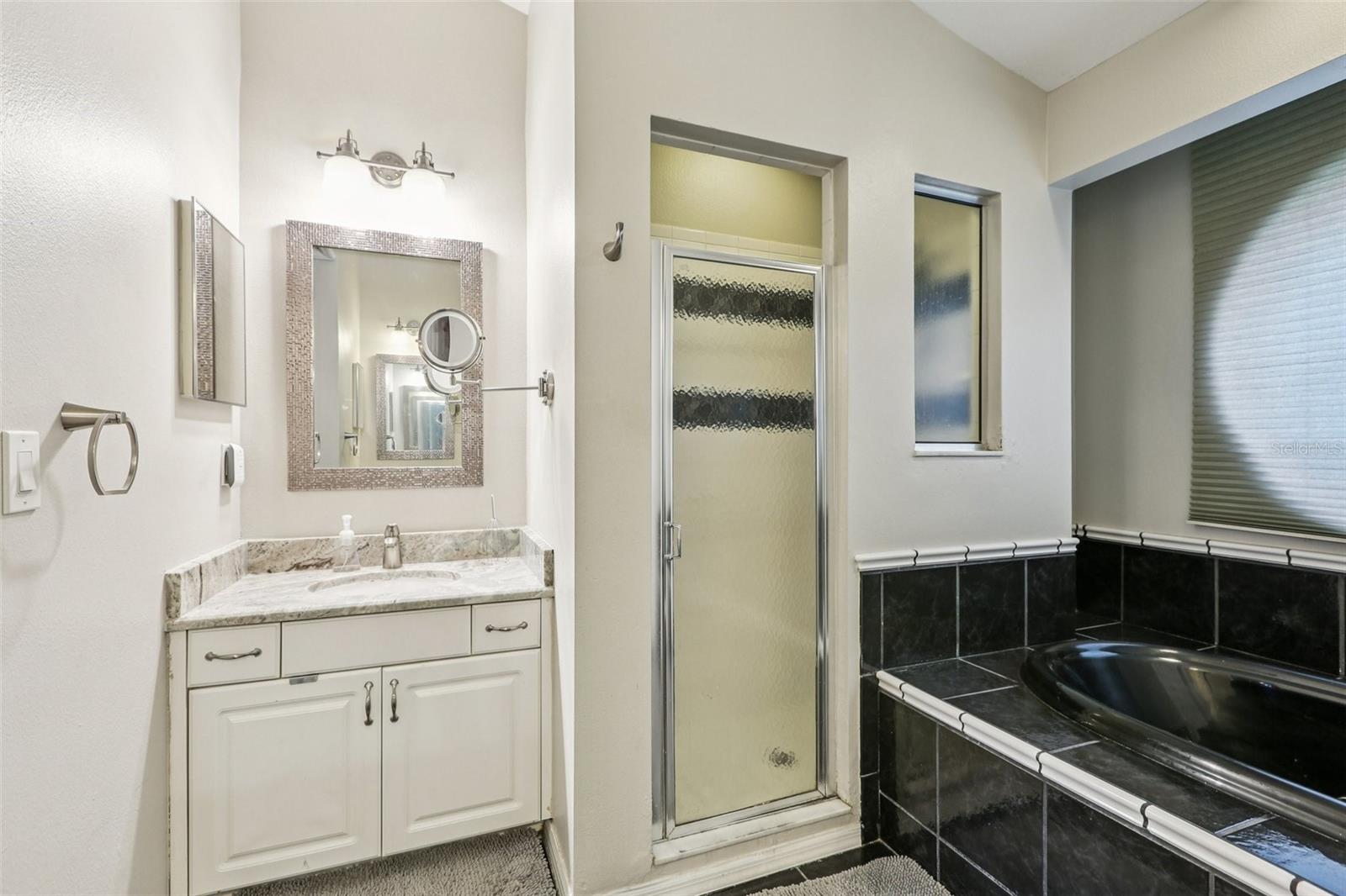 Listing photo id 47 for 9212 River Cove Drive