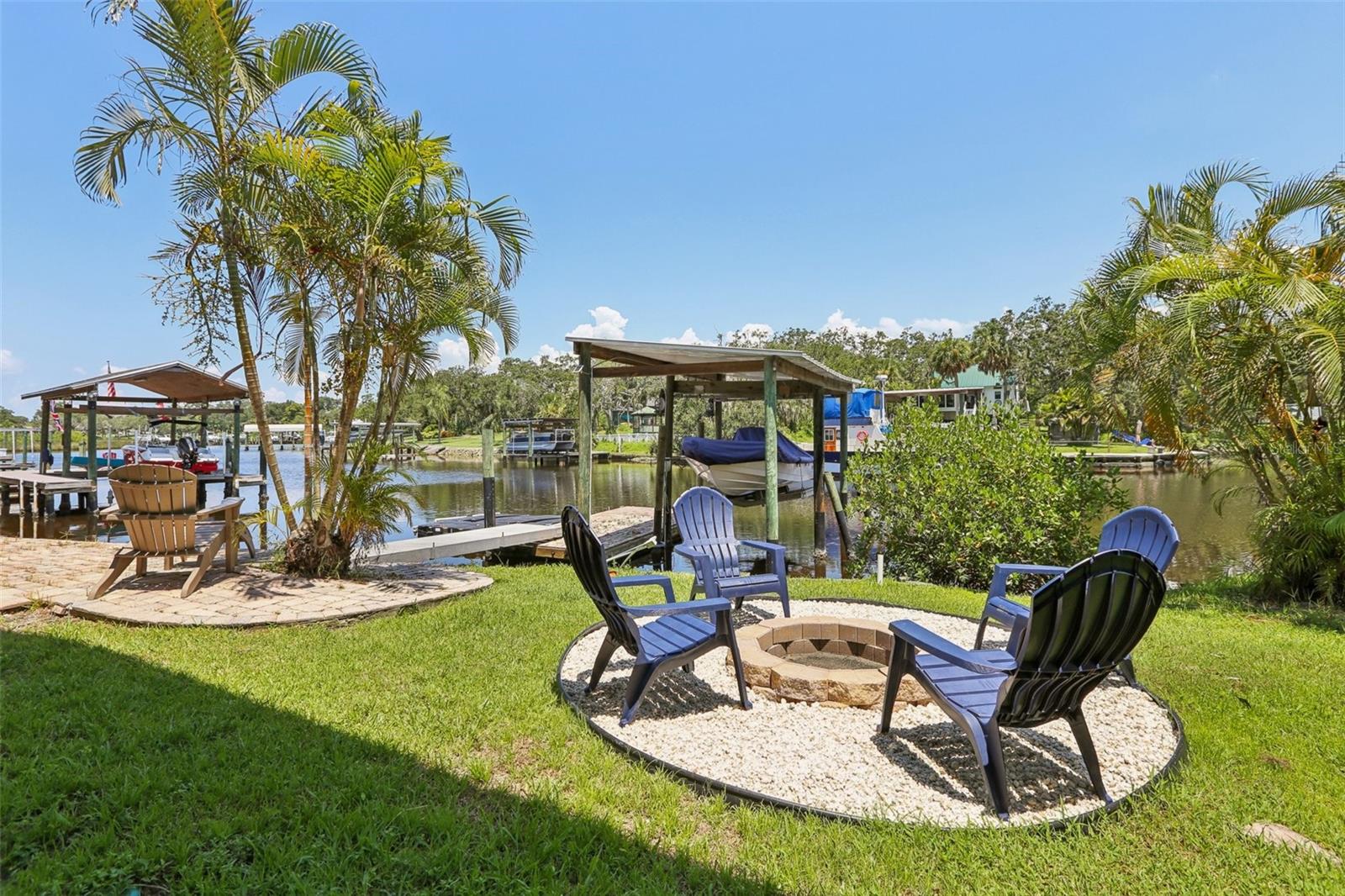 Listing photo id 64 for 9212 River Cove Drive