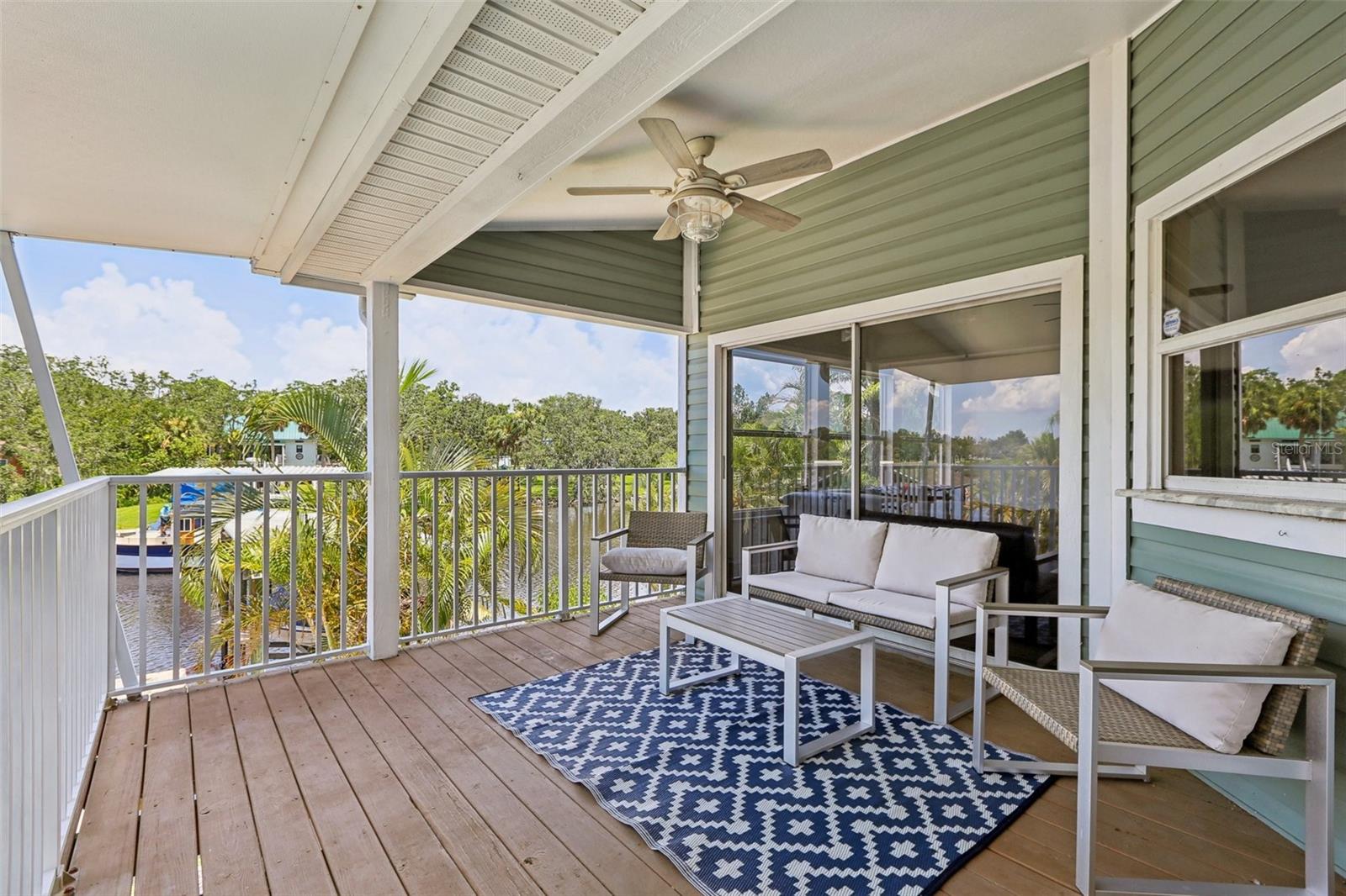 Listing photo id 79 for 9212 River Cove Drive