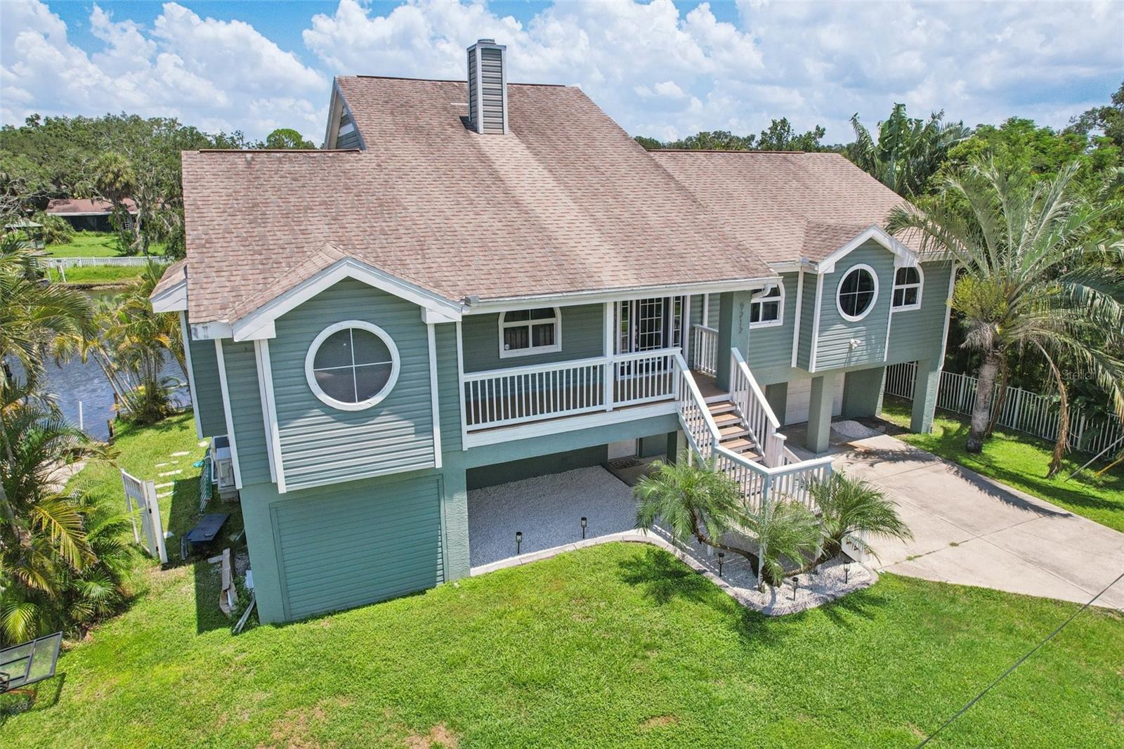 Listing photo id 80 for 9212 River Cove Drive
