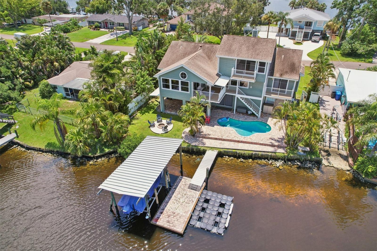 Listing photo id 92 for 9212 River Cove Drive