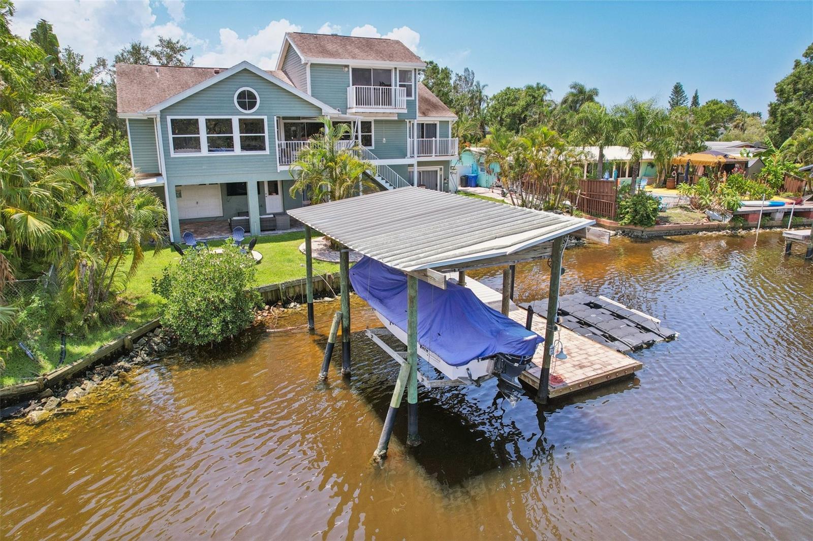 Listing photo id 94 for 9212 River Cove Drive