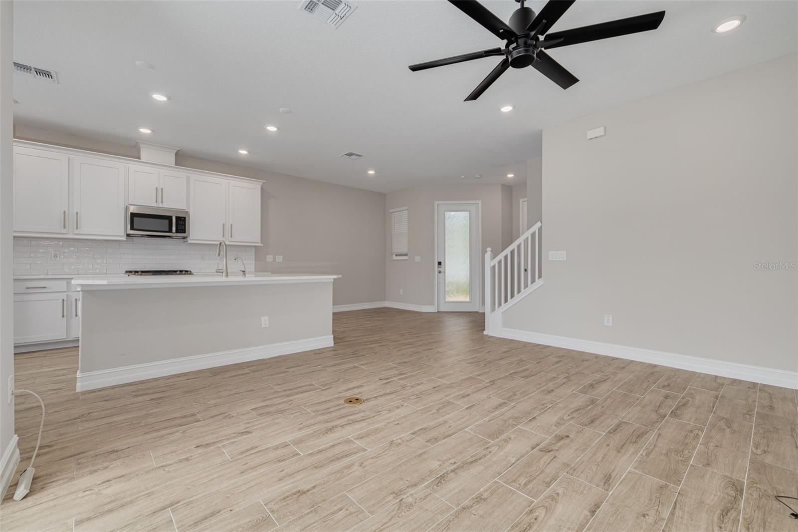 Image 11 of 72 For 5005 San Martino Drive