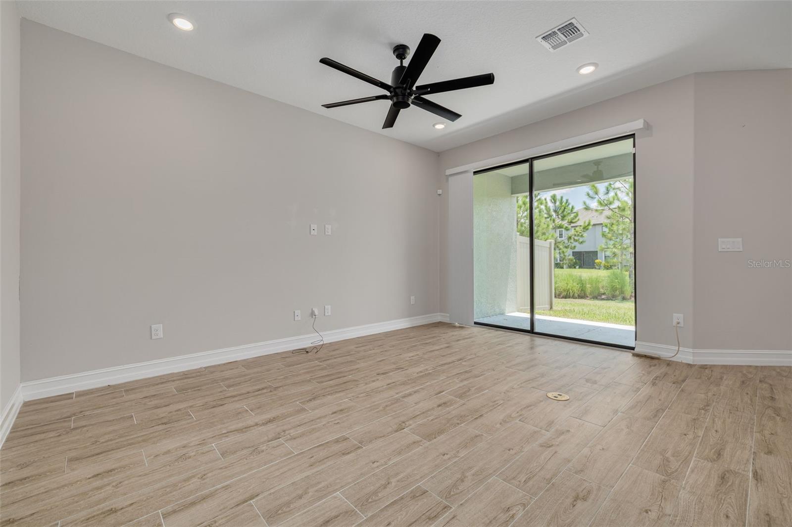 Image 9 of 72 For 5005 San Martino Drive