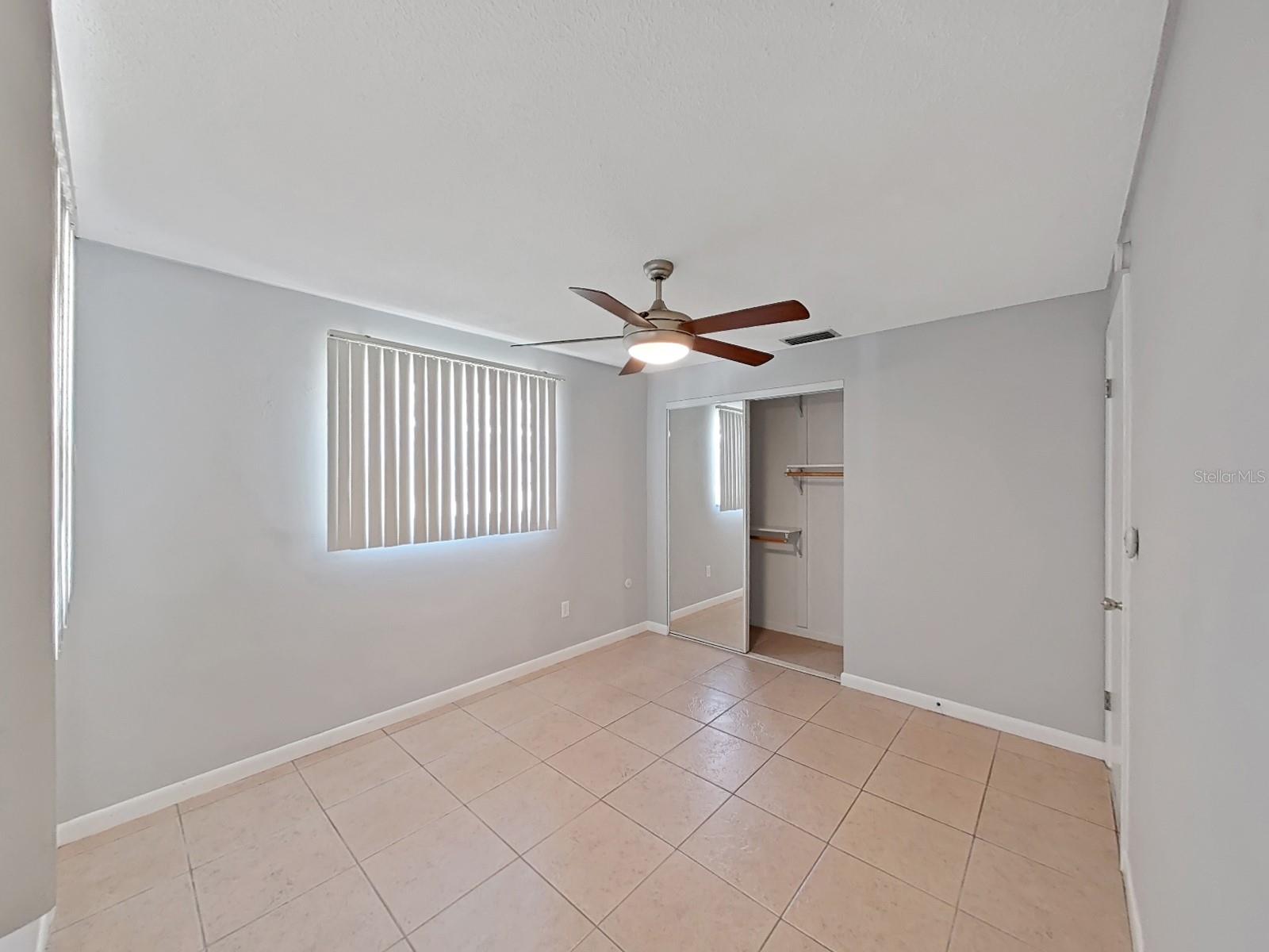 Image 10 of 19 For 2052 Jefferson Avenue