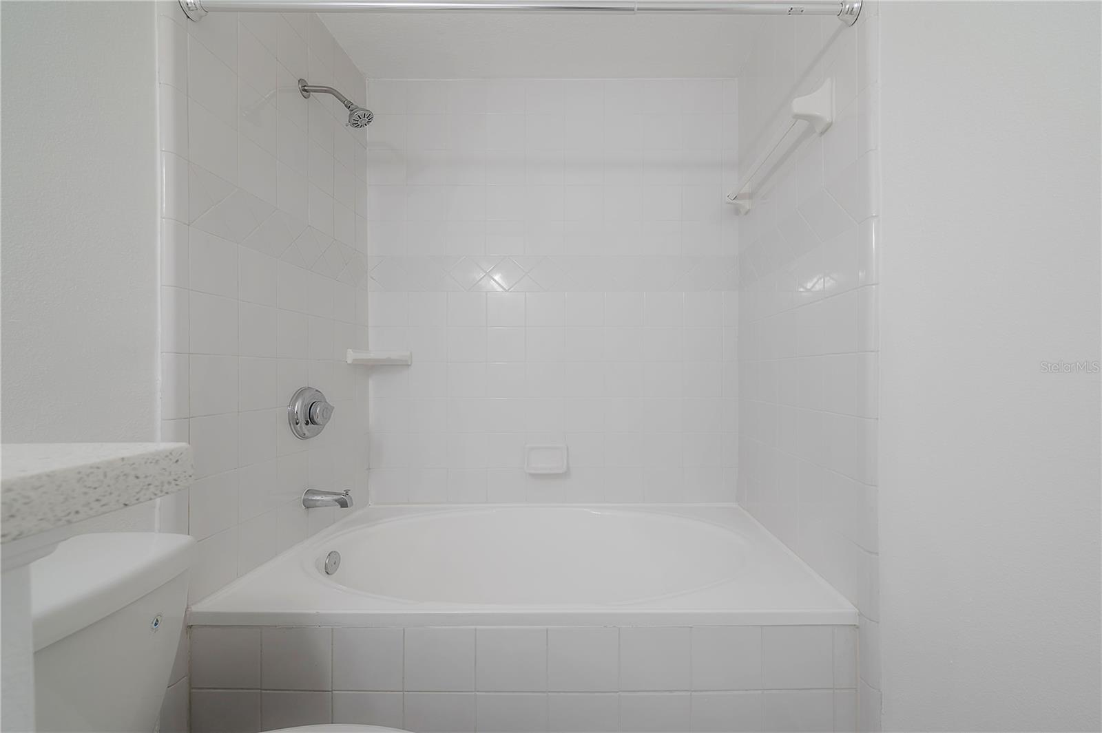 Image 26 of 45 For 800 Dakota Avenue 327