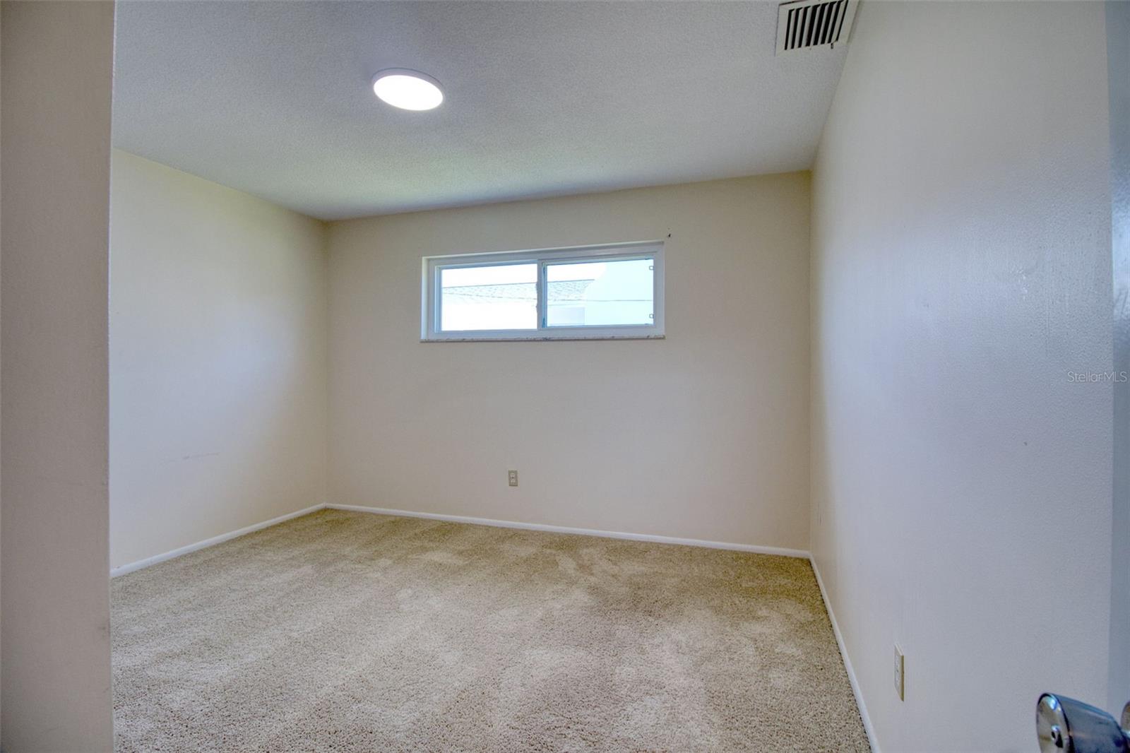 Image 28 of 38 For 1837 Princeton Drive