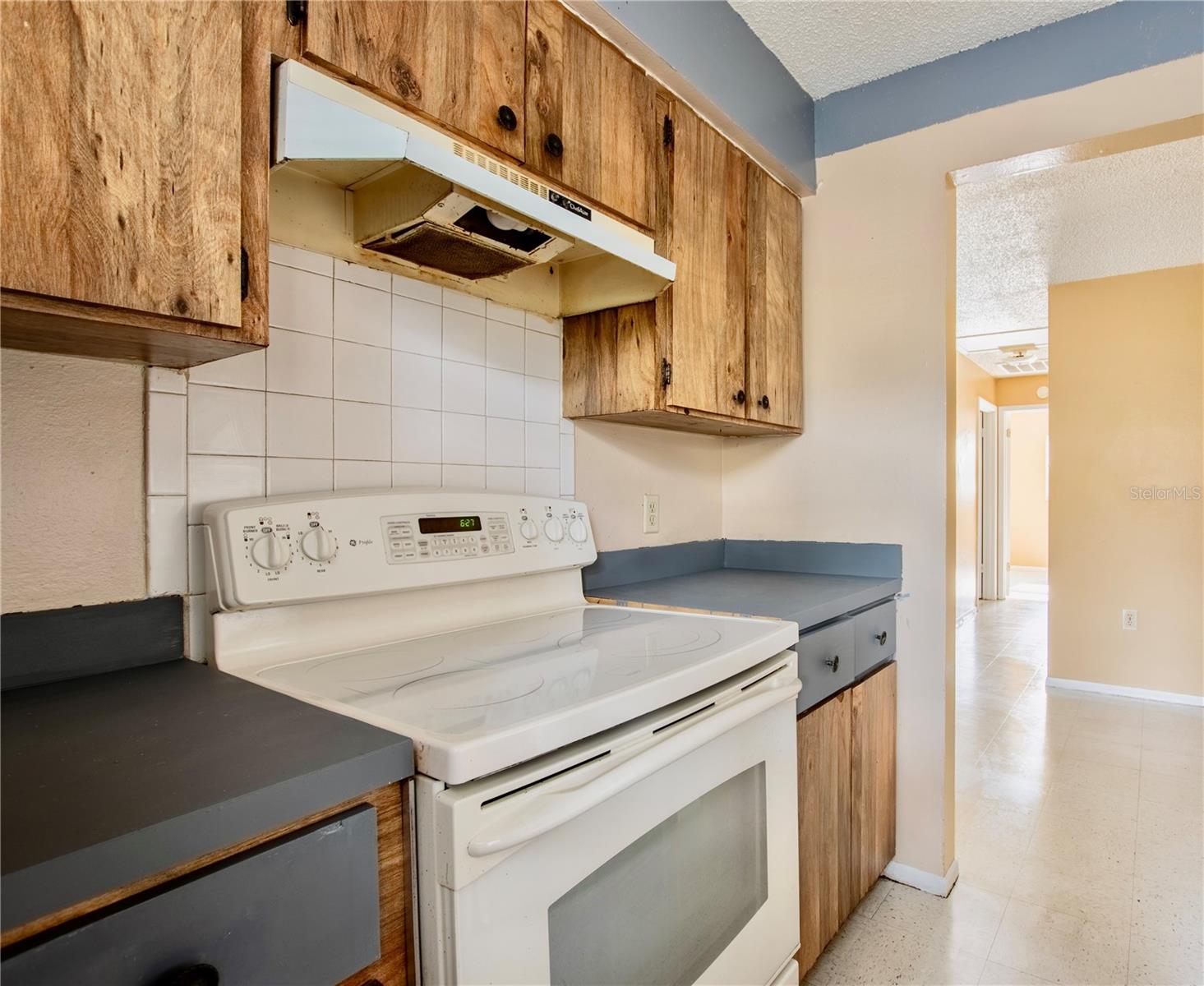 Image 16 of 25 For 4753 6th Street
