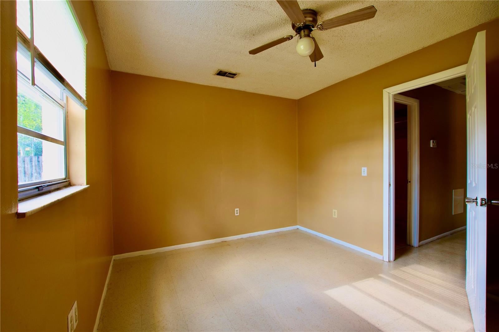 Image 22 of 25 For 4753 6th Street