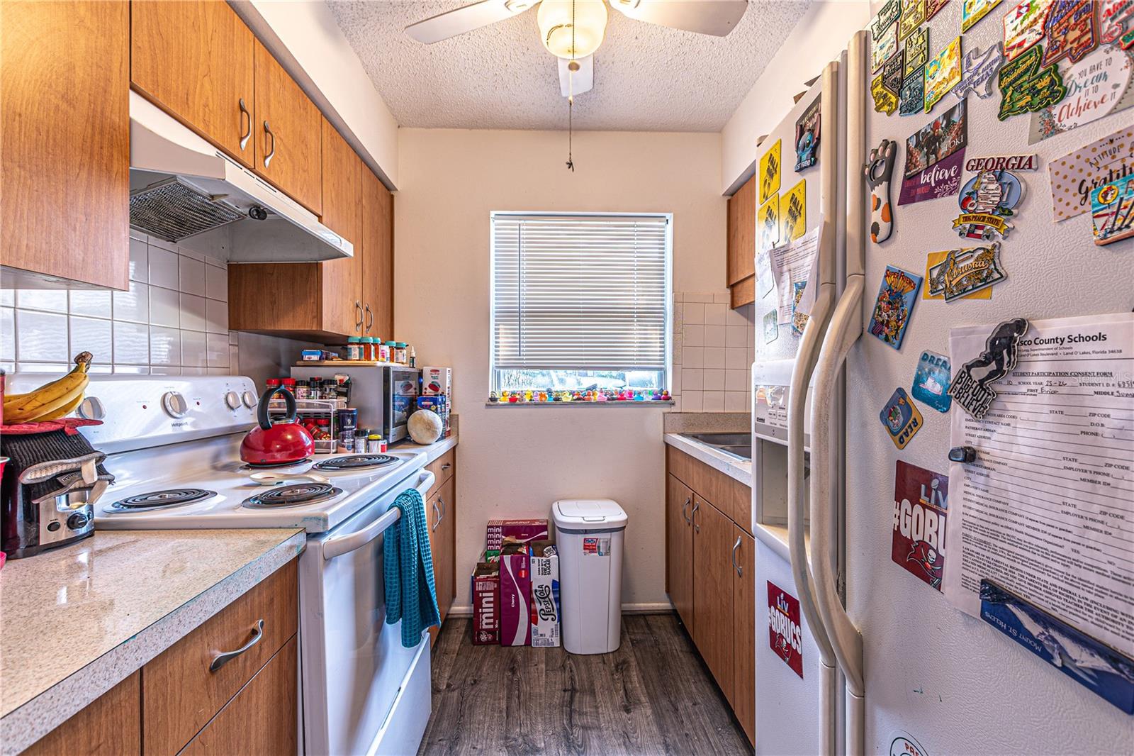 Listing photo id 24 for 4753 6th Street