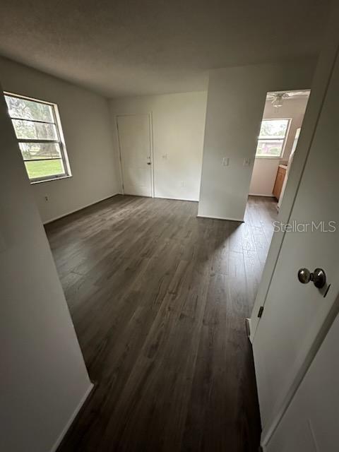 Listing photo id 30 for 4753 6th Street